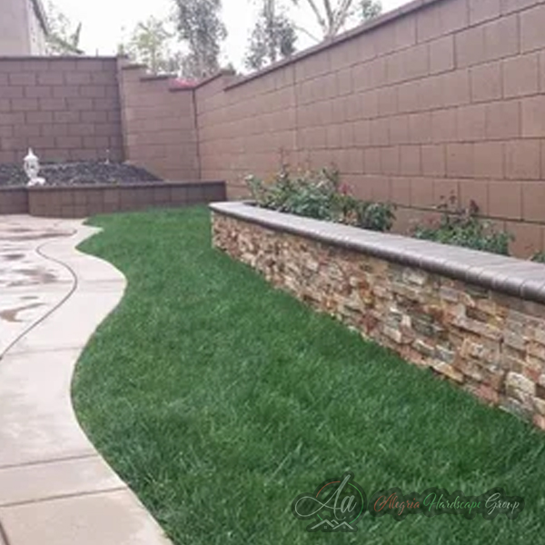 Modern outdoor living project by Alegria Hardscape Group